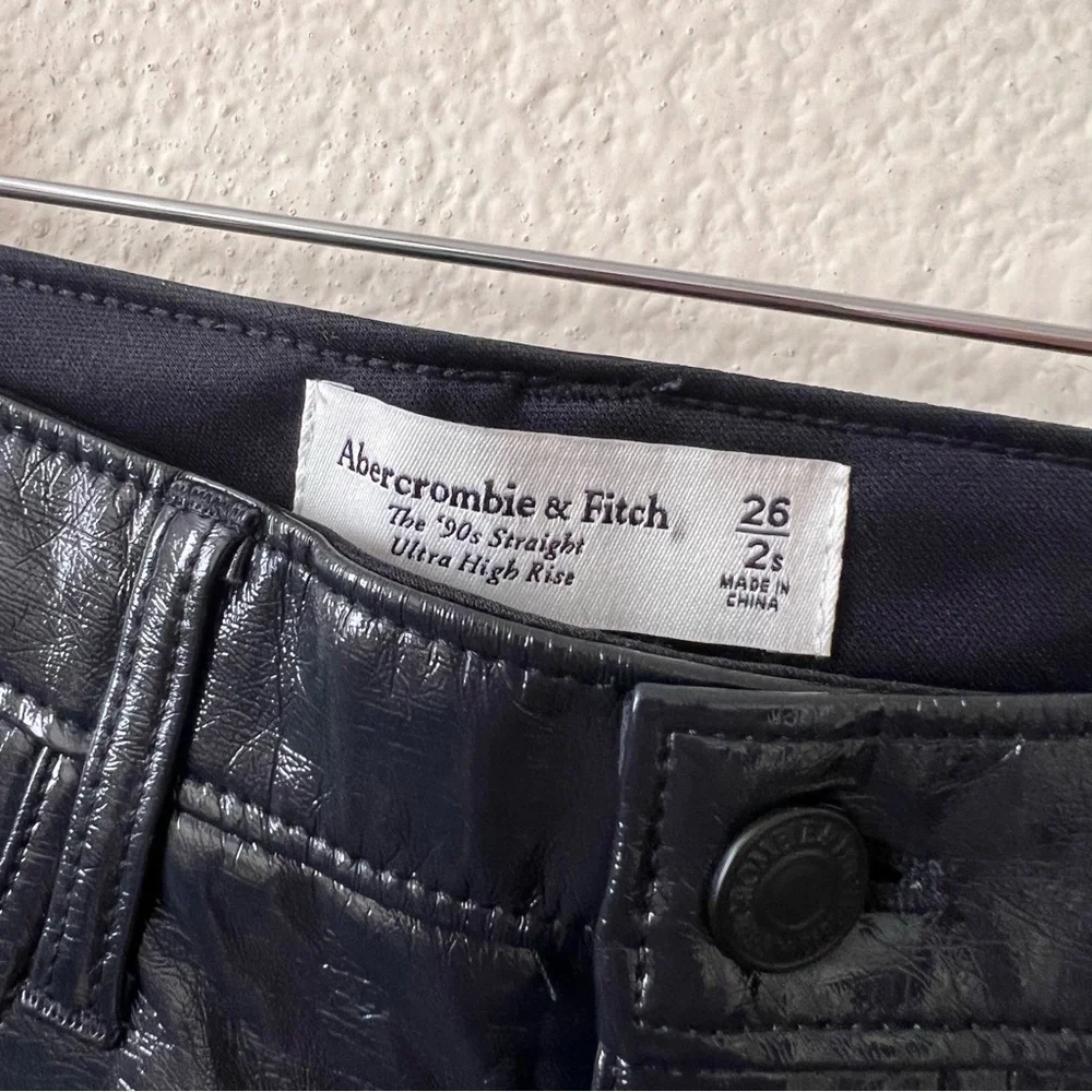 Abercrombie & Fitch Abercrombie & Fitch